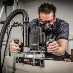 T14EK/EURO - 2300W 12mm Dual-Mode Plunge Router 230V EU 28 T14EK/EURO - 2300W 12mm Dual-Mode Plunge Router 230V EU -Outlet Router Grip Store t14ek feat3 1