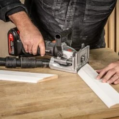 T18S/BA4AM - T18S 18V 4Ah TXLI Battery - UK & Eire Sale Only -Outlet Router Grip Store t18s ba4a feat5 5