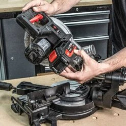 T18S/BA5A - T18S 18V 5Ah TXLI Battery - UK & Eire Sale Only -Outlet Router Grip Store t18s ba5a feat10 5