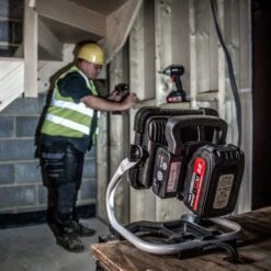 T18S/SLB - T18S 18V LED Area Light (Bare Tool) - UK & Eire Sale Only -Outlet Router Grip Store t18s slb feat11 4