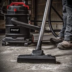 T32 - Vacuum Cleaner M-Class 800W 240V - UK & Eire Sale Only -Outlet Router Grip Store t32 feat14 2