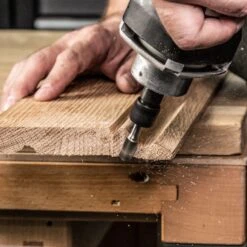 T4ELK - 760W ¼” Variable Speed Plunge Router 110V 16A -Outlet Router Grip Store t4ek feat3 2