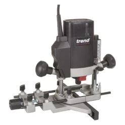 T5EB/MK2 - 1000W 1/4 Inch Variable Speed Plunge Router 240V UK -Outlet Router Grip Store t5eb mk2 feat2