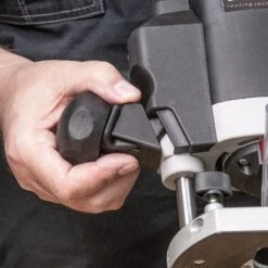 T5EB/MK2 - 1000W 1/4 Inch Variable Speed Plunge Router 240V UK -Outlet Router Grip Store t5eb mk2 feat9