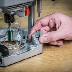 T8ELK - 2200W 1/2" Dual-Mode Plunge Router 110V 32A UK 41 T8ELK - 2200W 1/2" Dual-Mode Plunge Router 110V 32A UK -Outlet Router Grip Store t8 feat14 1