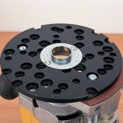 UNIBASE - Trend UNIBASE - Router Base Adaptor. Allows Other Makes And Models Of Router To Use The Trend Guide Bushes For Increased Diversity. -Outlet Router Grip Store unibase under 2