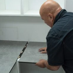 ZIP/20/100/3 - ZIPBOLT Compact Laminate Worktop Connector Kit (12-15mm) -Outlet Router Grip Store zip 20 100 3 feat2